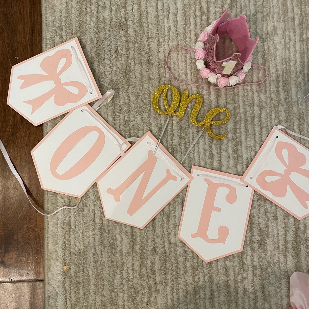 Pink and Gold 1st Birthday Bow Banner Set